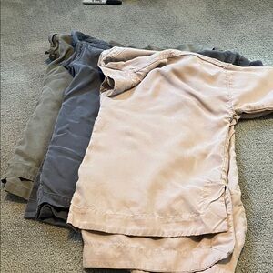 Everlane classic button down shirt